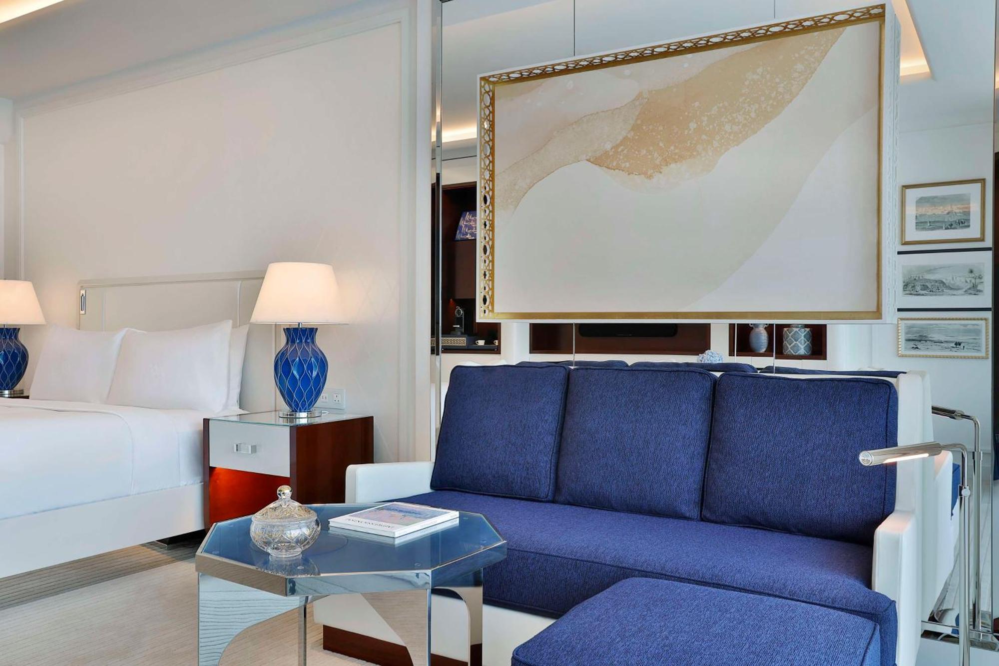 Waldorf Astoria Doha Lusail Exteriér fotografie A suite at the Atlantis Paradise Island