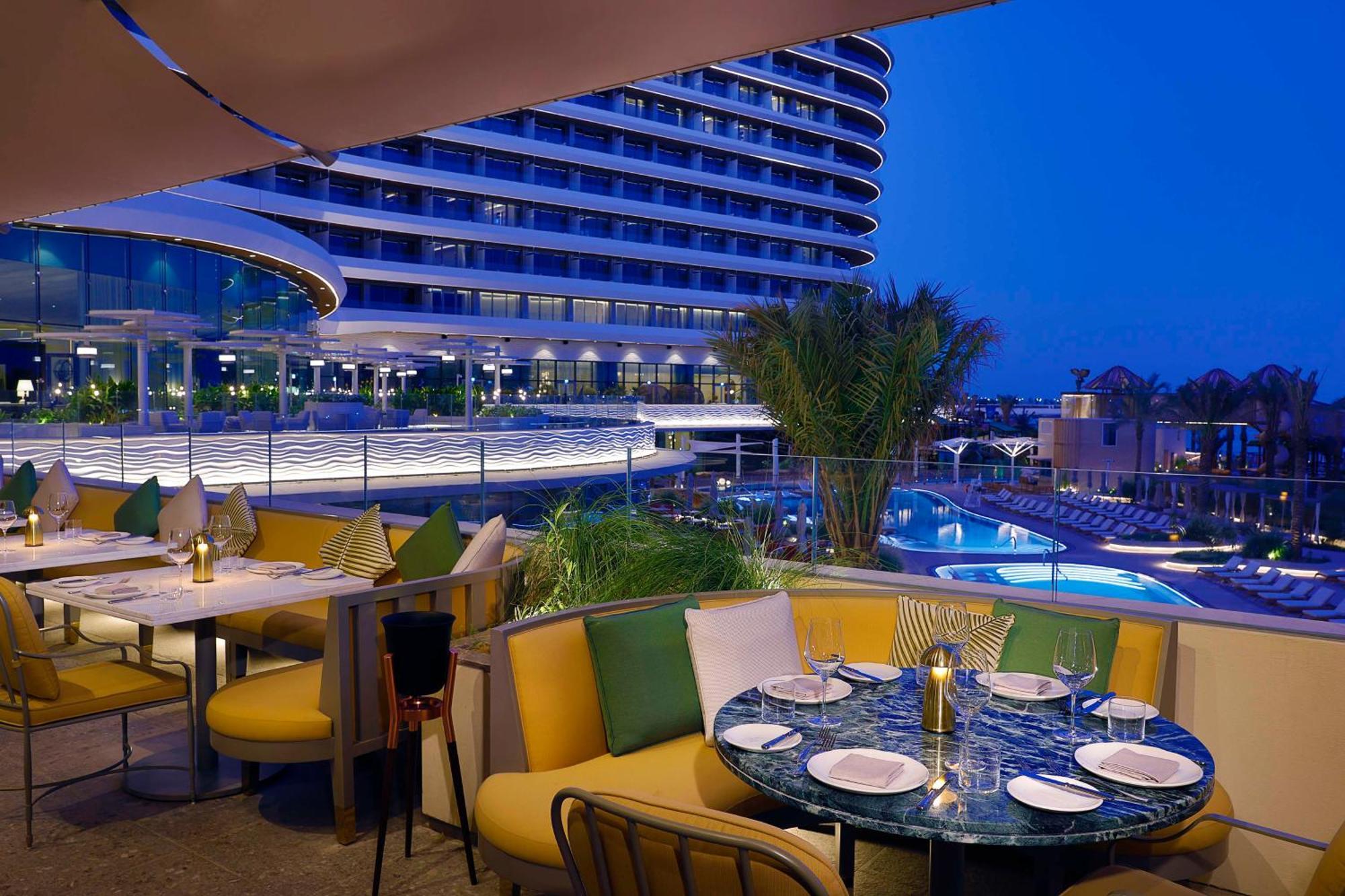 Waldorf Astoria Doha Lusail Exteriér fotografie The Westin Dubai